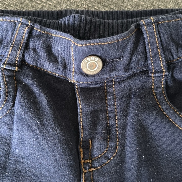 Baby Gap Pants, Size 6-12 months - Picture 2 of 4